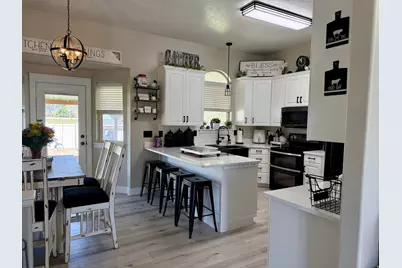 631 E 600 N, Roosevelt, UT 84066 - Photo 6