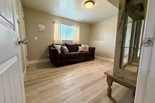 631 E 600 N, Roosevelt, UT 84066 - Photo 10