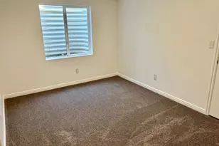 6712 S Early Dawn Dr, West Jordan, UT 84081 - Photo 16