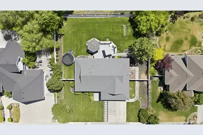 10806 N 5250 W, Highland, UT 84003 - Photo 6