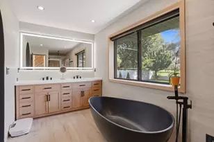 10806 N 5250 W, Highland, UT 84003 - Photo 14