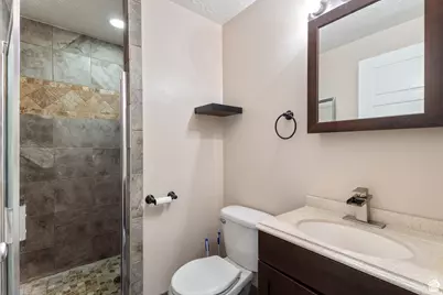 526 N 1025 W, Provo, UT 84601 - Photo 14