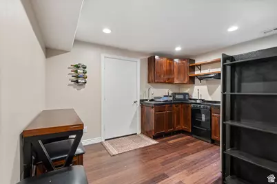 526 N 1025 W, Provo, UT 84601 - Photo 16
