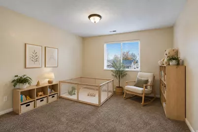 526 N 1025 W, Provo, UT 84601 - Photo 12