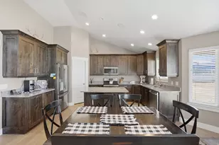 8 S Cherry Wood Ln, Grantsville, UT 84029 - Photo 20