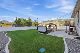 1085 E Sego Lily Dr S, Sandy, UT 84094 - Photo 12
