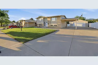 1085 E Sego Lily Dr S, Sandy, UT 84094 - Photo 14
