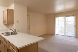 1222 E Waterside Cv, Cottonwood Heights, UT 84047 - Photo 4