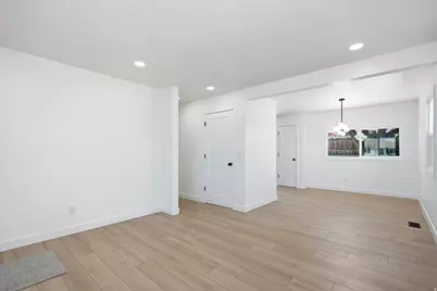 4485 W 5335 S, Kearns, UT 84118 - Photo 4