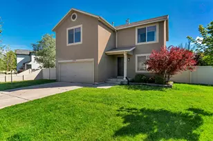 1529 W 630 N, Lindon, UT 84042 - Photo 2
