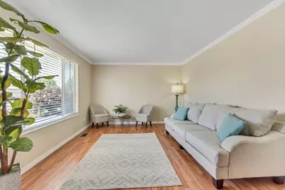 2352 W 7680 S, West Jordan, UT 84084 - Photo 10