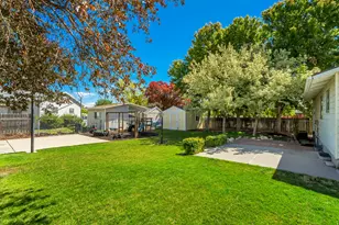 2352 W 7680 S, West Jordan, UT 84084 - Photo 4