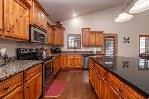 4441 Haven Creek Rd, West Haven, UT 84401 - Photo 10