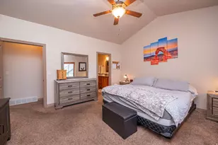 4441 Haven Creek Rd, West Haven, UT 84401 - Photo 14