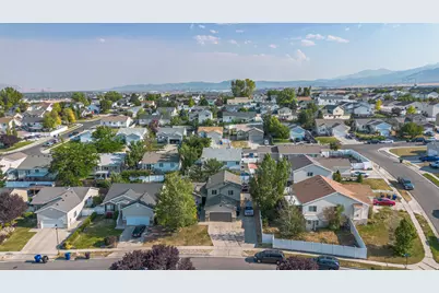 6157 W Nellies St, West Jordan, UT 84081 - Photo 32