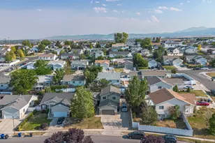 6157 W Nellies St, West Jordan, UT 84081 - Photo 32