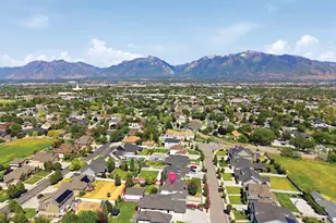 2176 W Legend Creek Ct, South Jordan, UT 84095 - Photo 54