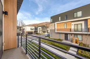 493 W 620 N, Centerville, UT 84014 - Photo 2