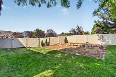 1332 E 360 N, Spanish Fork, UT 84660 - Photo 32