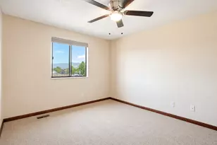 3356 W Crown St, Taylorsville, UT 84129 - Photo 10