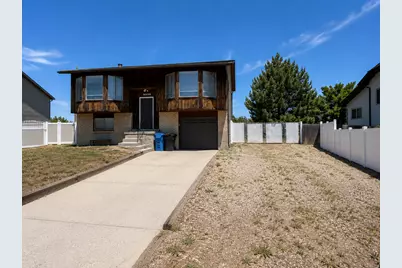 3356 W Crown St, Taylorsville, UT 84129 - Photo 2