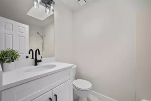 794 N 250 W, American Fork, UT 84003 - Photo 16