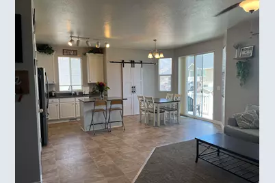 685 S 240 W, American Fork, UT 84003 - Photo 8