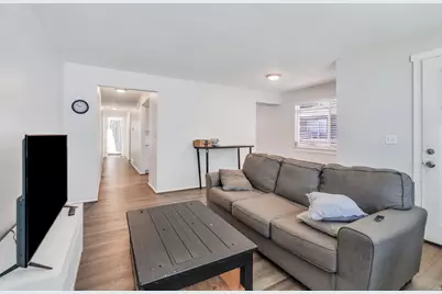 129 N 1100 W, Provo, UT 84601 - Photo 2