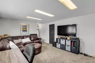 840 N 325 W, Bountiful, UT 84010 - Photo 26
