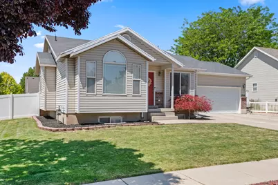 1364 S 1700 W, Syracuse, UT 84075 - Photo 2
