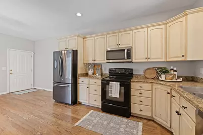 72 N 380 W, Orem, UT 84057 - Photo 12