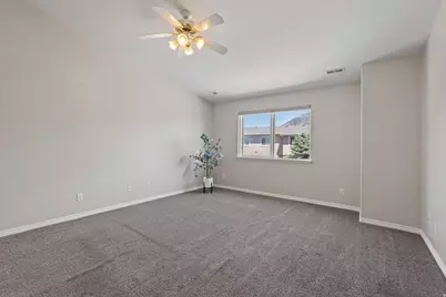 72 N 380 W, Orem, UT 84057 - Photo 18