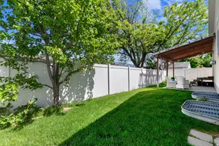 7471 S Greenwood Village Dr E, Midvale, UT 84047 - Photo 24