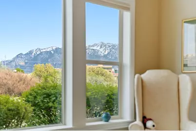 10219 S Mystic Falls Way, South Jordan, UT 84095 - Photo 8