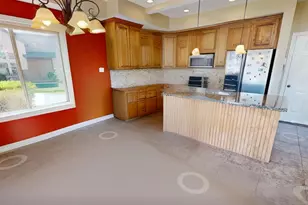 10219 S Mystic Fls Wy, South Jordan, UT 84095 - Photo 18