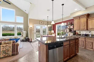 10219 S Mystic Fls Wy, South Jordan, UT 84095 - Photo 12