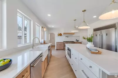 881 S 635 W, Orem, UT 84058 - Photo 10