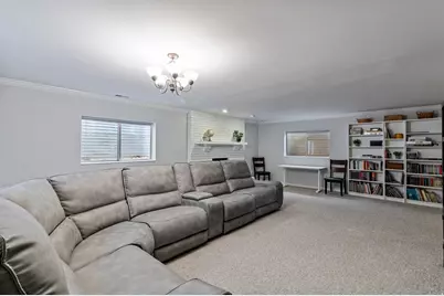 6191 S Rainsborough Rd, Murray, UT 84121 - Photo 20