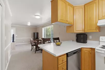 465 N 300 W #29, Provo, UT 84601 - Photo 12