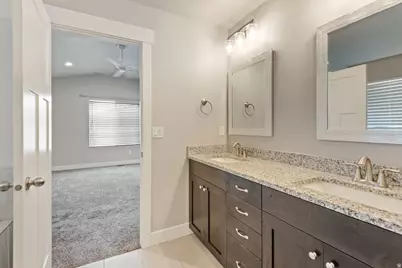 2508 W Sunset Way, Layton, UT 84041 - Photo 10