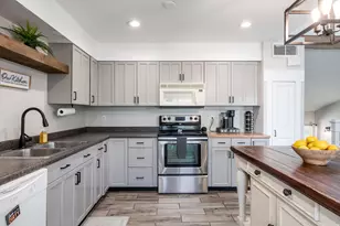 3086 W Roxborough Park St, West Valley, UT 84119 - Photo 8
