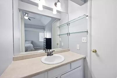 5425 S Spinnaker Row, Taylorsville, UT 84123 - Photo 14