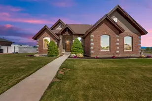 3283 S 750 W, Syracuse, UT 84075 - Photo 1