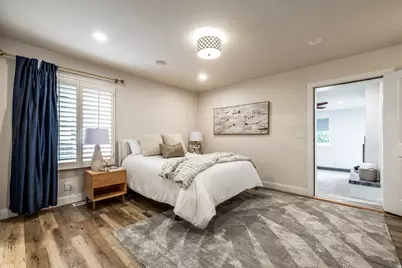 2263 S 2200 E, Salt Lake City, UT 84109 - Photo 32