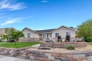 459 S Loader Ave E, Pleasant Grove, UT 84062 - Photo 2