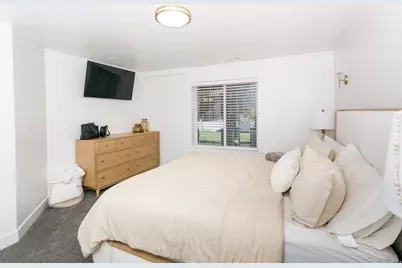 130 S 2050 E, Layton, UT 84040 - Photo 32
