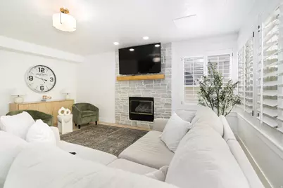 130 S 2050 E, Layton, UT 84040 - Photo 18