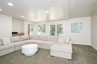 130 S 2050 E, Layton, UT 84040 - Photo 28