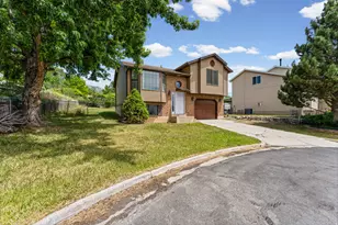 1148 N 1000 E, Layton, UT 84040 - Photo 2