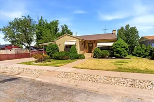 5166 S 2150 W, Roy, UT 84067 - Photo 2